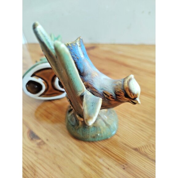 Vintage Ceramic set of two Hand Painted Bird Figurines 4" Tall - Picture 9 of 16